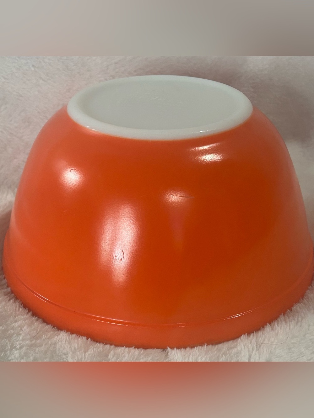 Vintage Pyrex Reverse Primary Orange Mixing Bowl - Picture 5 of 8